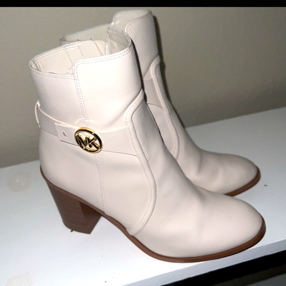 Michael Kors Boots